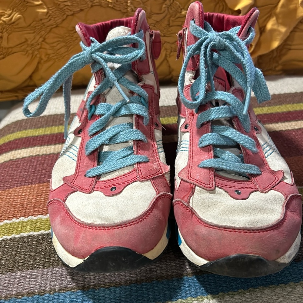 Diesel multi color high tops women’s size 7